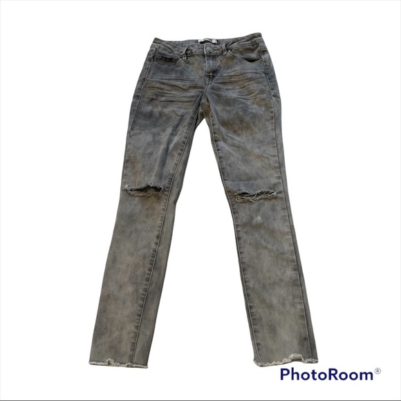 Refuge Distressed Gray Stonewashed Skinny Jeans, Sz 2 - Picture 4 of 10